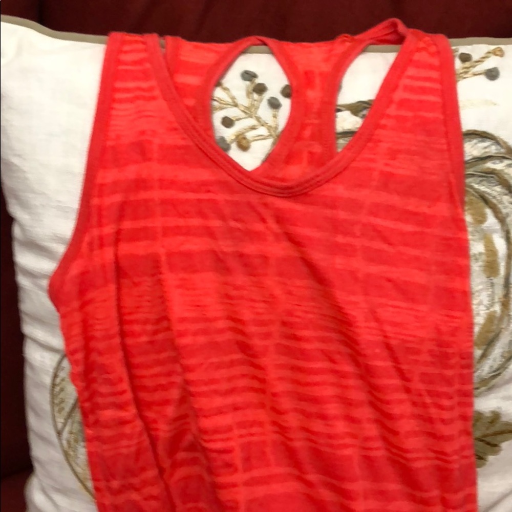 sport shirt